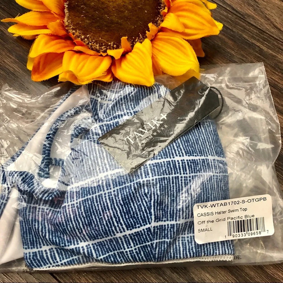 🦋B2G1🦋TAVIK CASSIS Off The Grid Pacific Blue Top NWT - Picture 10 of 12